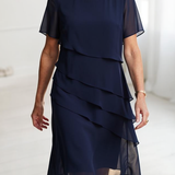Júlia – Vestido elegante e fluido com volantes