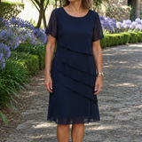 Júlia – Vestido elegante e fluido com volantes